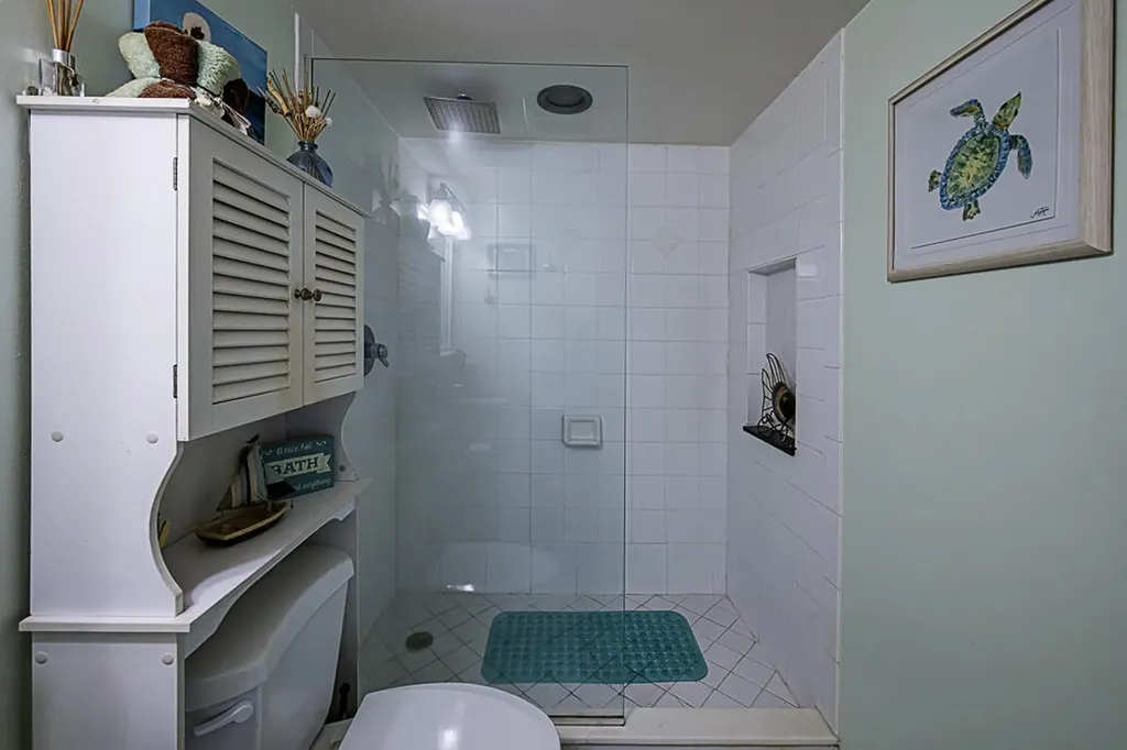 714 Northlake Court North Palm Beach FL 33408
