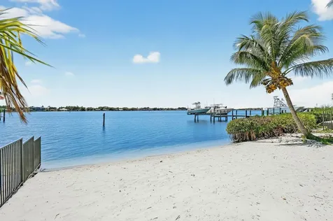 114 W Riverside Drive Jupiter FL 33469