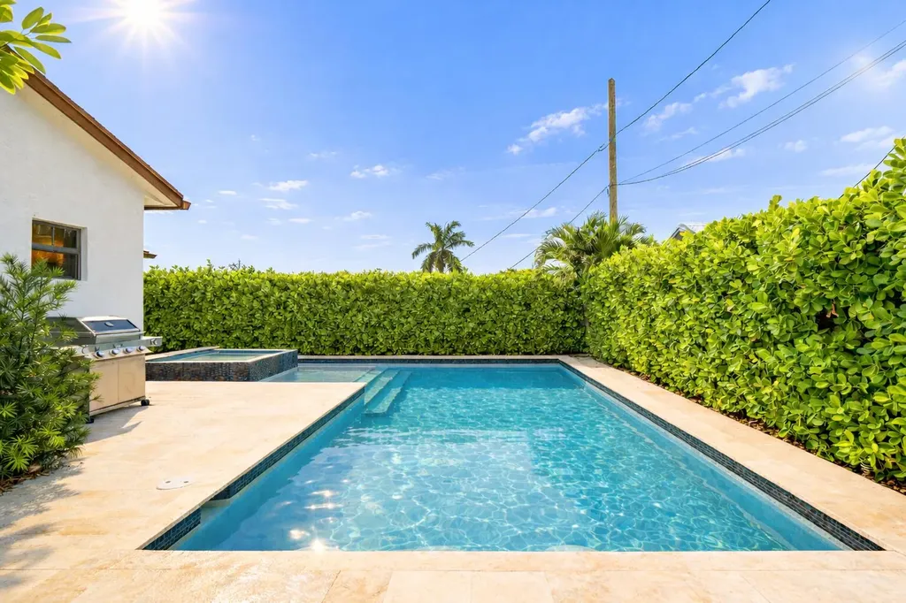 7606 S Olive Avenue West Palm Beach FL 33405