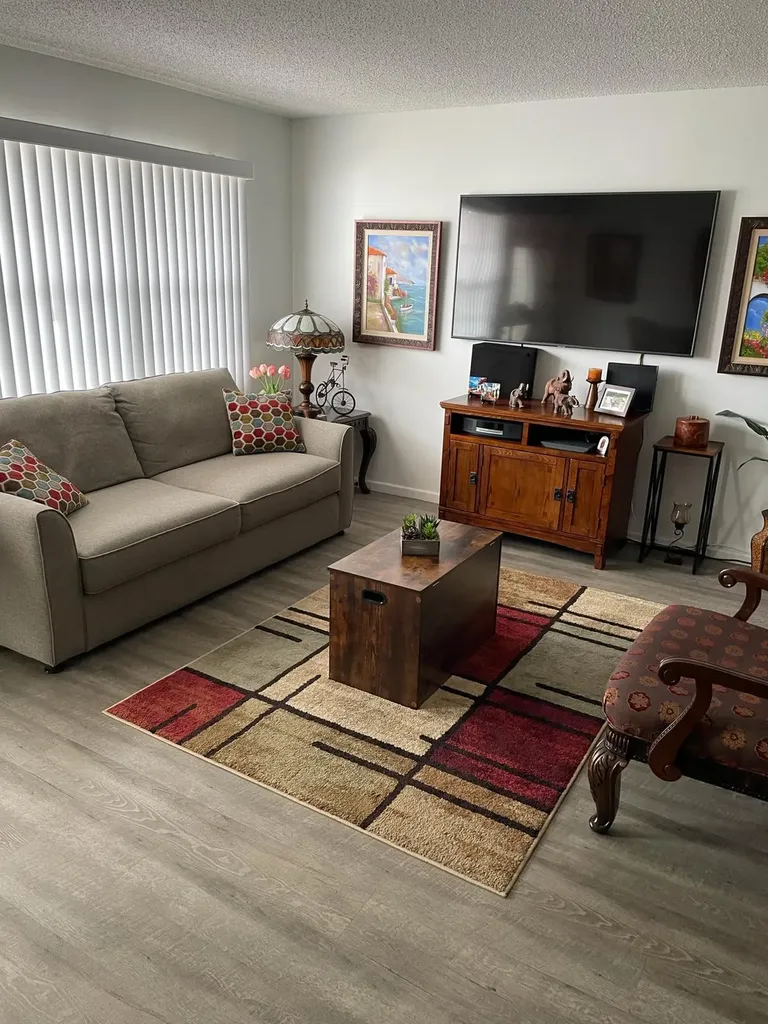 2052 Cornwall C Boca Raton FL 33434