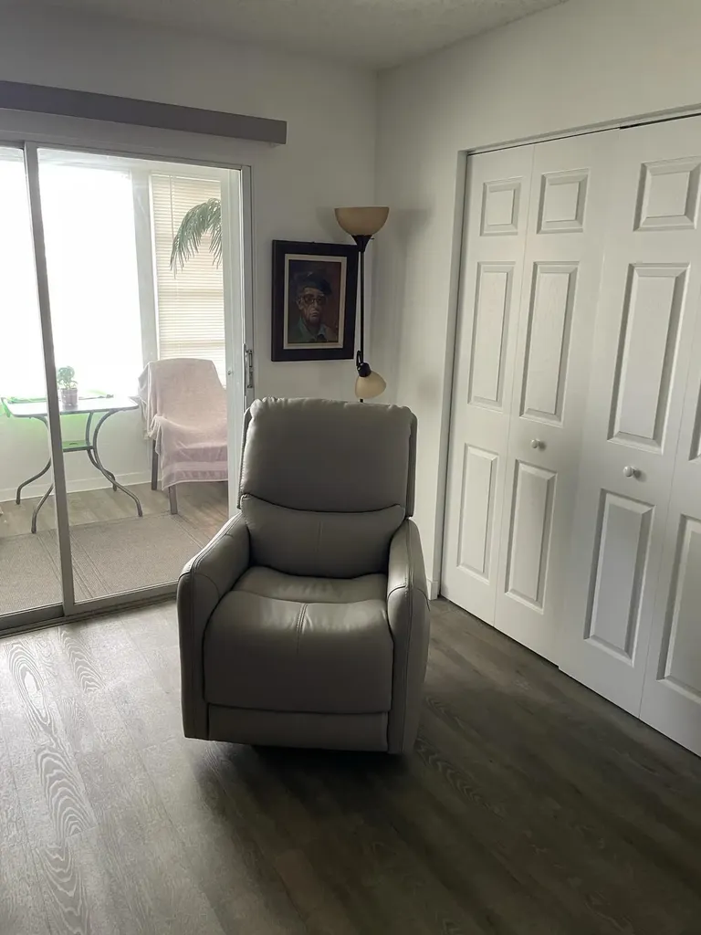 2052 Cornwall C Boca Raton FL 33434