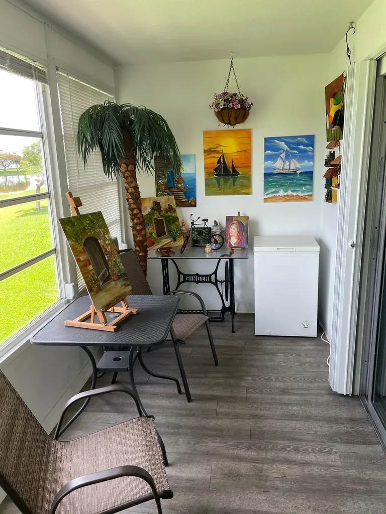 2052 Cornwall C Boca Raton FL 33434