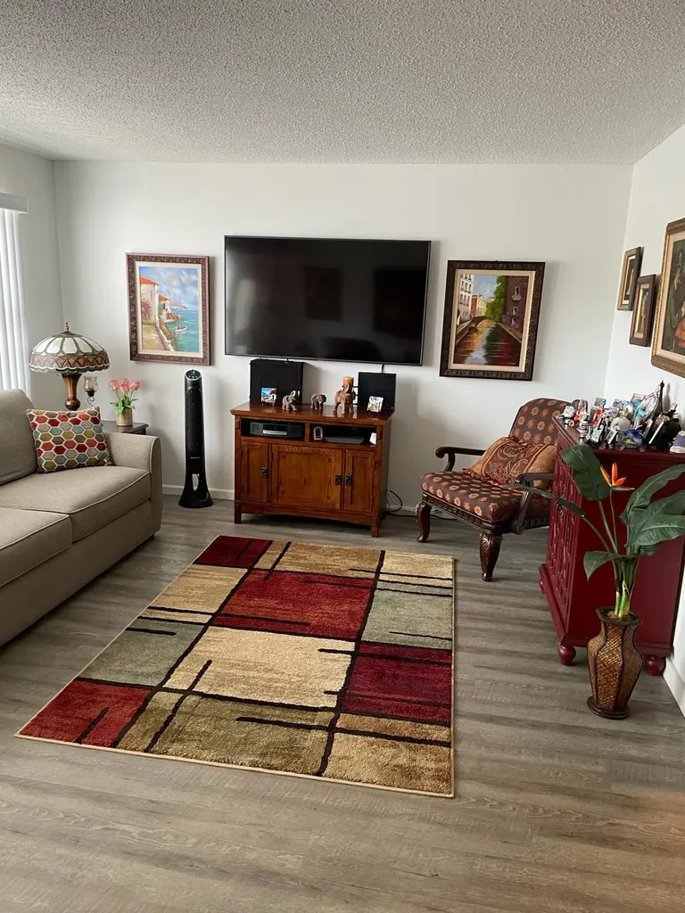 2052 Cornwall C Boca Raton FL 33434