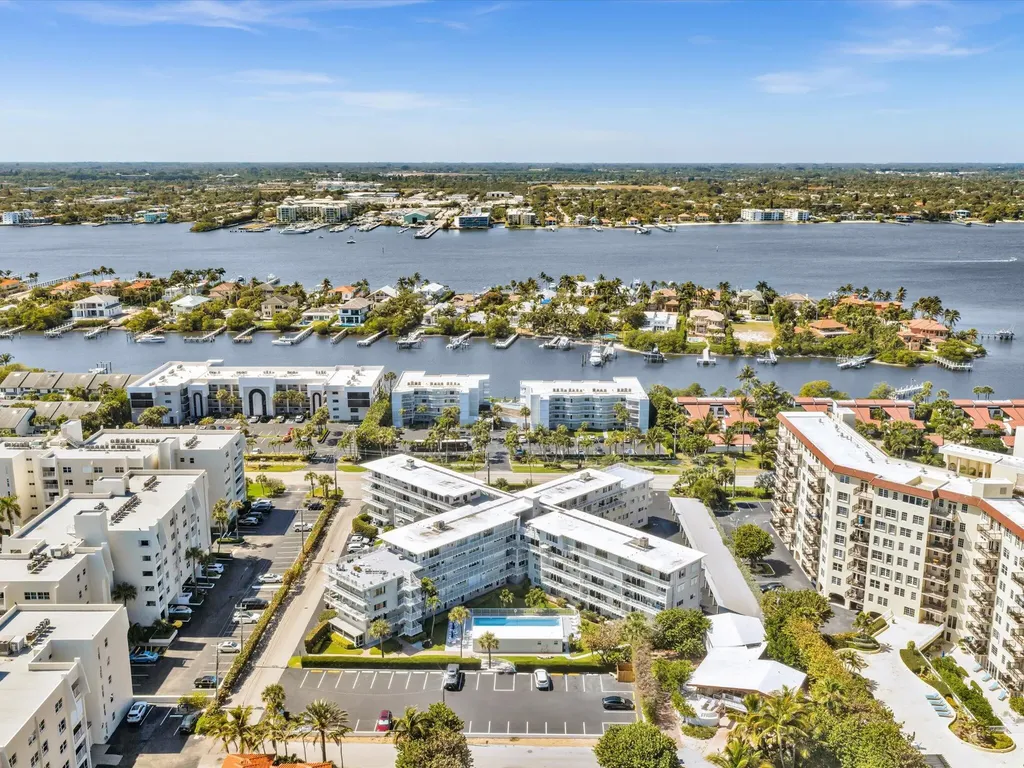 3500 S Ocean Boulevard South Palm Beach FL 33480