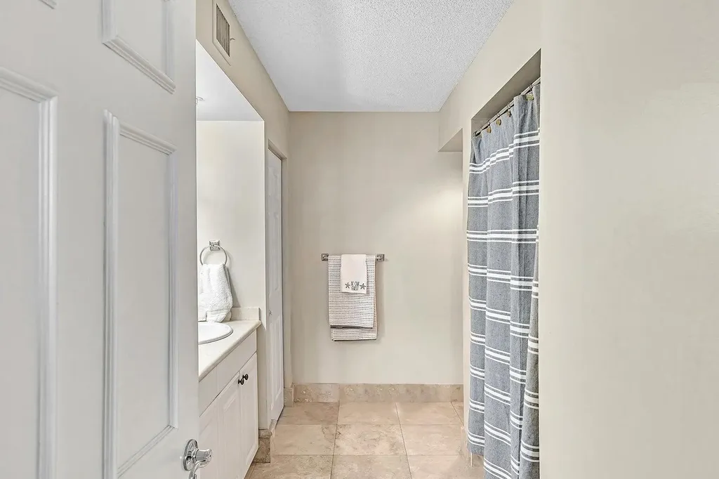 3606 S Ocean Boulevard Highland Beach FL 33487