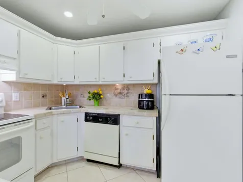 331 Knotty Pine Circle Greenacres FL 33463