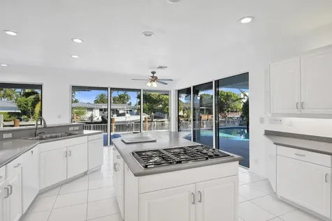 807 Coventry Street Boca Raton FL 33487