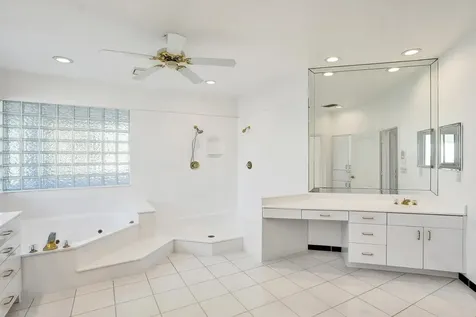 807 Coventry Street Boca Raton FL 33487