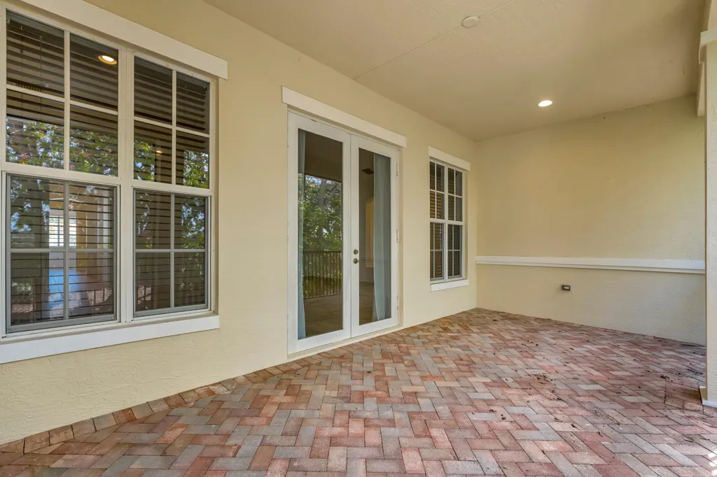 359 Chambord Terrace Palm Beach Gardens FL 33410