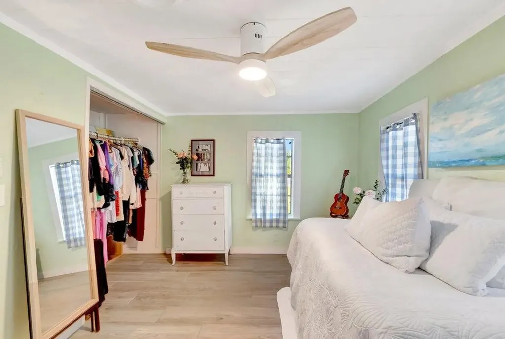 237 SW 3rd Avenue Delray Beach FL 33444