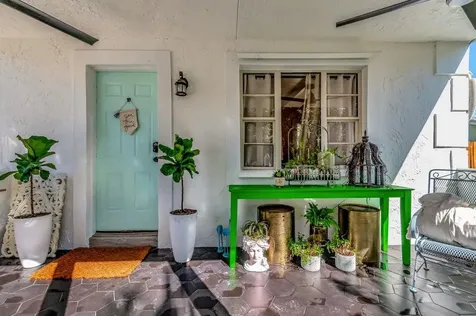 237 SW 3rd Avenue Delray Beach FL 33444