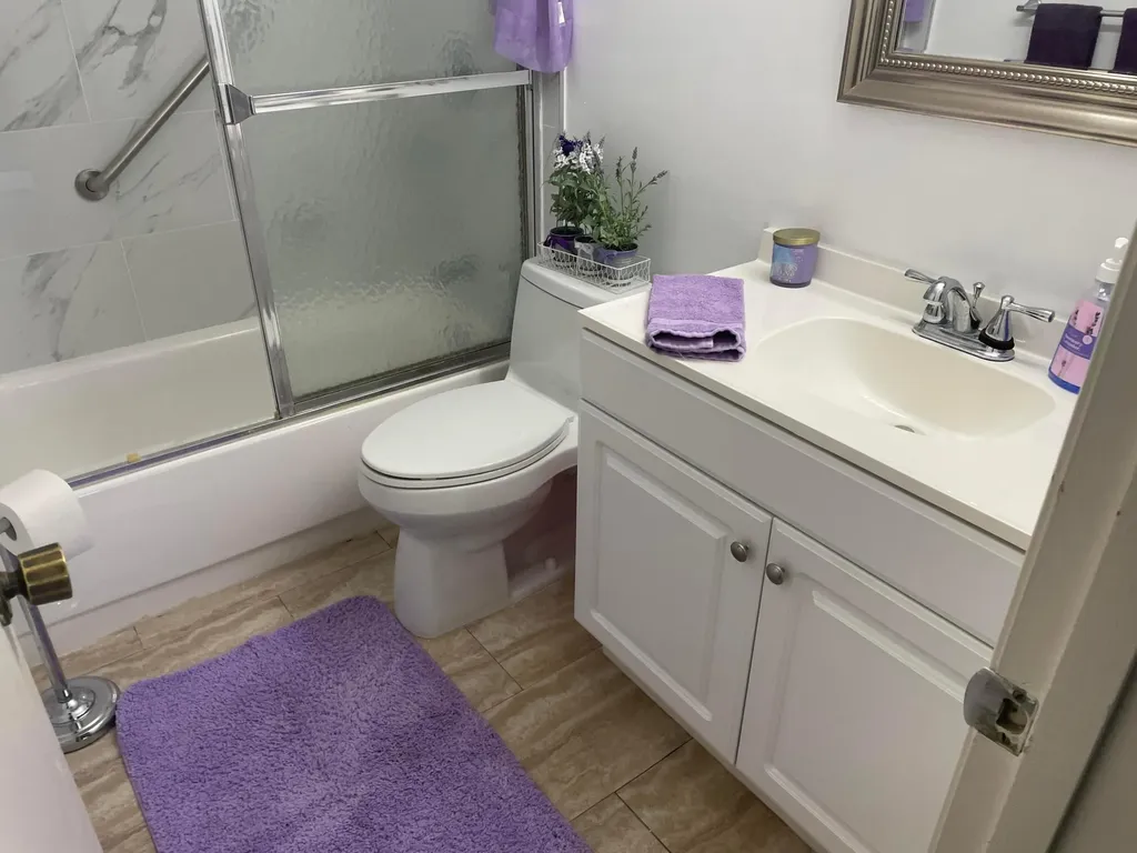506 Davis Road Palm Springs FL 33461