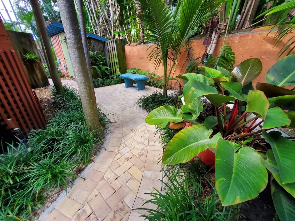226 NE 1st Avenue Delray Beach FL 33444