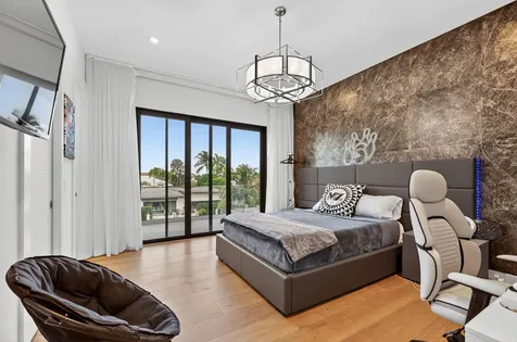 785 NE 70th Street Boca Raton FL 33487