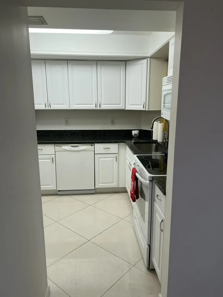 18081 SE Country Club Drive Jupiter FL 33469