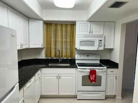 18081 SE Country Club Drive Jupiter FL 33469