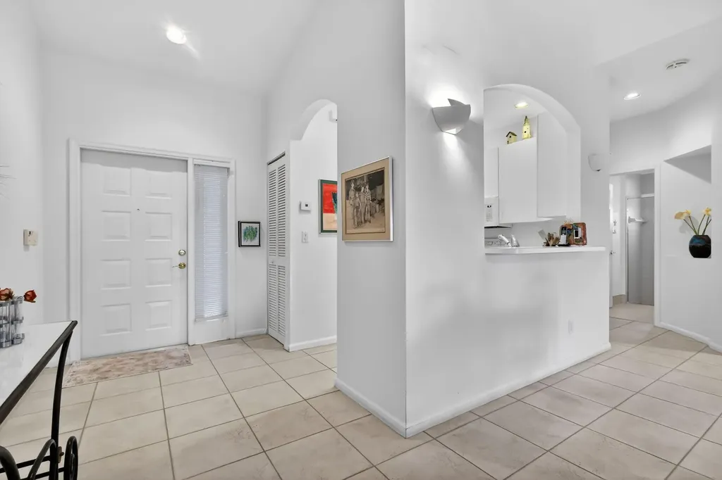 9848 Crescent View Drive S Boynton Beach FL 33437