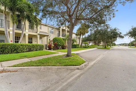 2181 SE Grand Drive Port St Lucie FL 34952