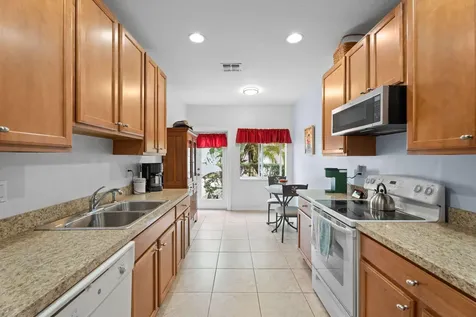 2181 SE Grand Drive Port St Lucie FL 34952