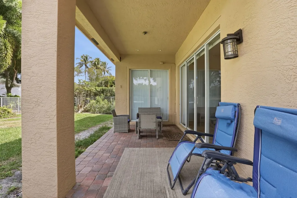 7135 Via Abruzzi Lake Worth FL 33467