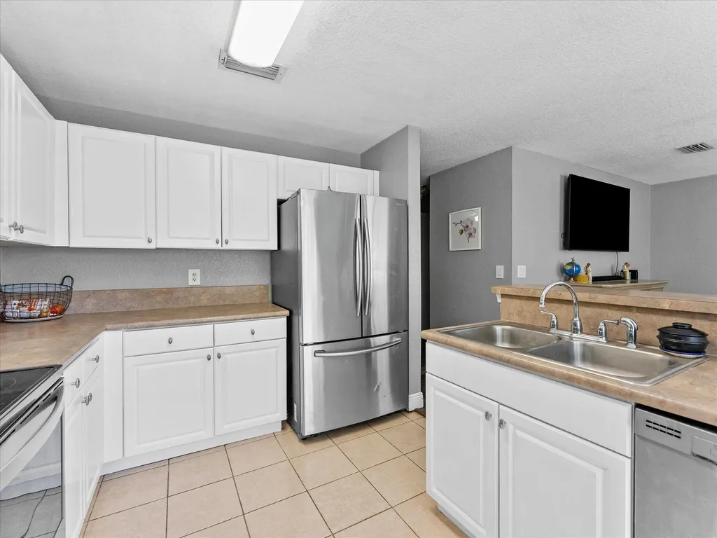 3422 Commodore Court West Palm Beach FL 33411