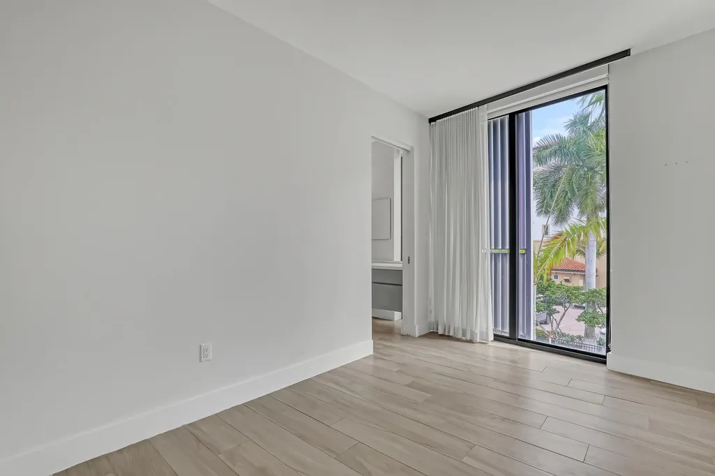 106 Inlet Way Palm Beach Shores FL 33404