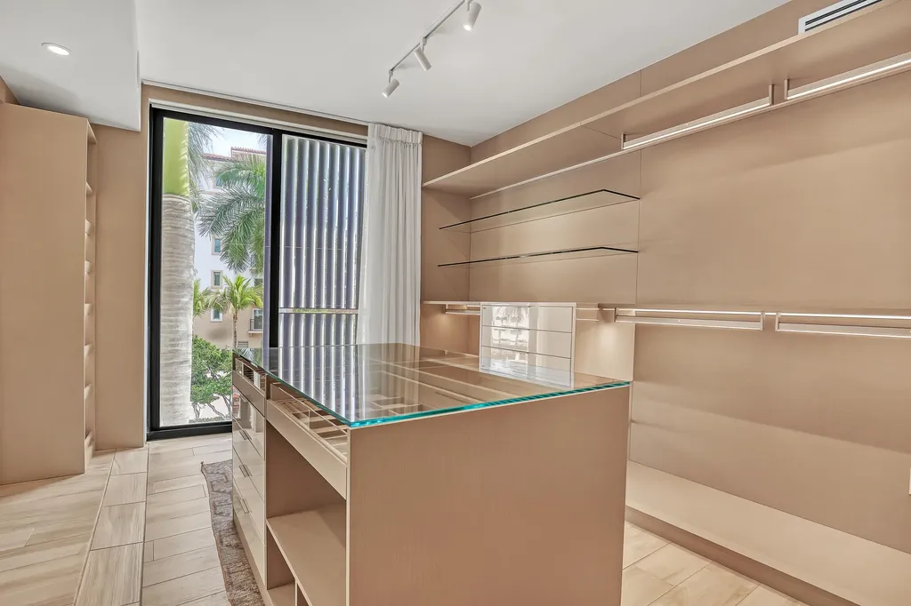 106 Inlet Way Palm Beach Shores FL 33404