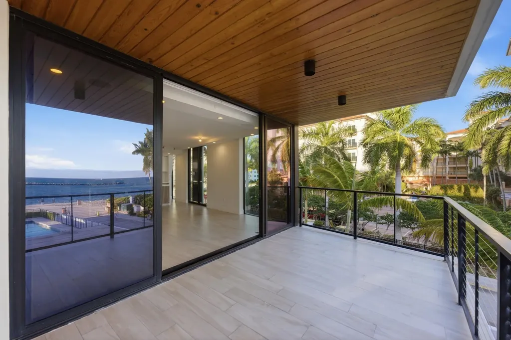 106 Inlet Way Palm Beach Shores FL 33404