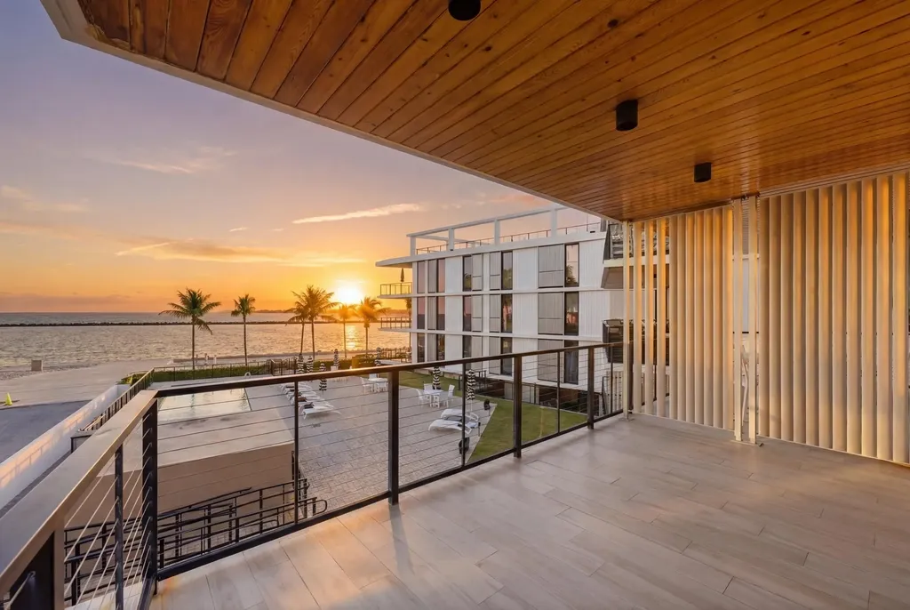 106 Inlet Way Palm Beach Shores FL 33404