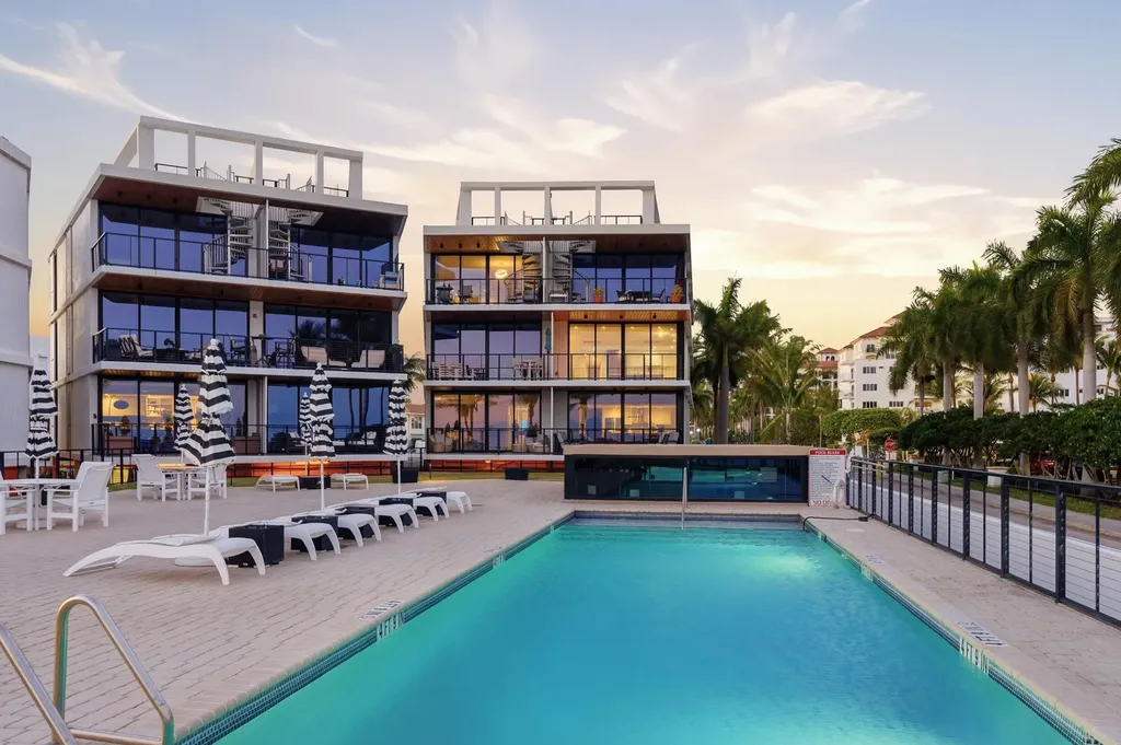 106 Inlet Way Palm Beach Shores FL 33404