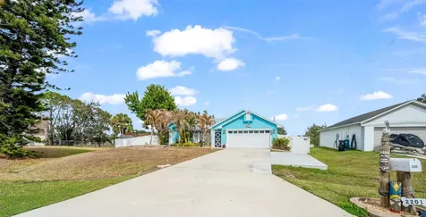 2201 SW Halissee Street Port St Lucie FL 34953