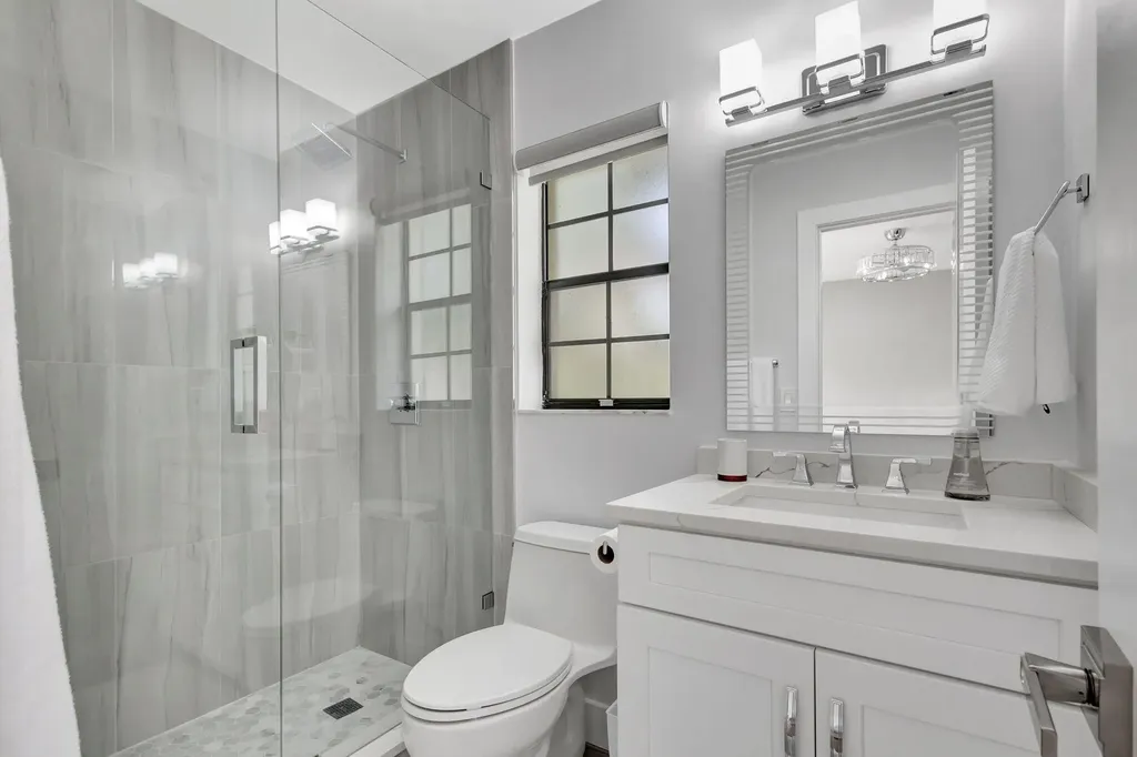 355 Prestwick Circle Palm Beach Gardens FL 33418