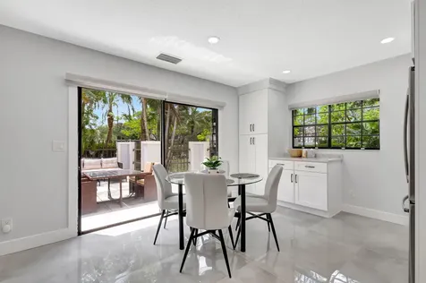355 Prestwick Circle Palm Beach Gardens FL 33418