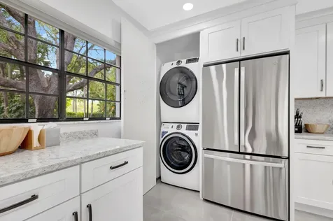 355 Prestwick Circle Palm Beach Gardens FL 33418
