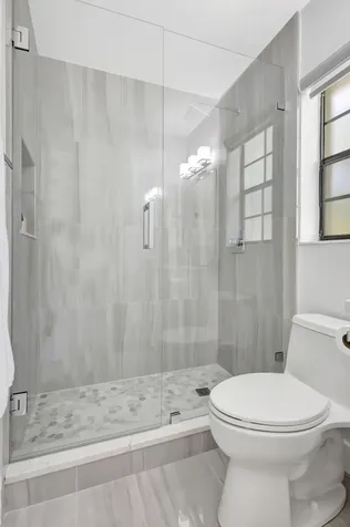 355 Prestwick Circle Palm Beach Gardens FL 33418