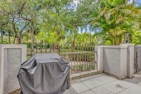 355 Prestwick Circle Palm Beach Gardens FL 33418