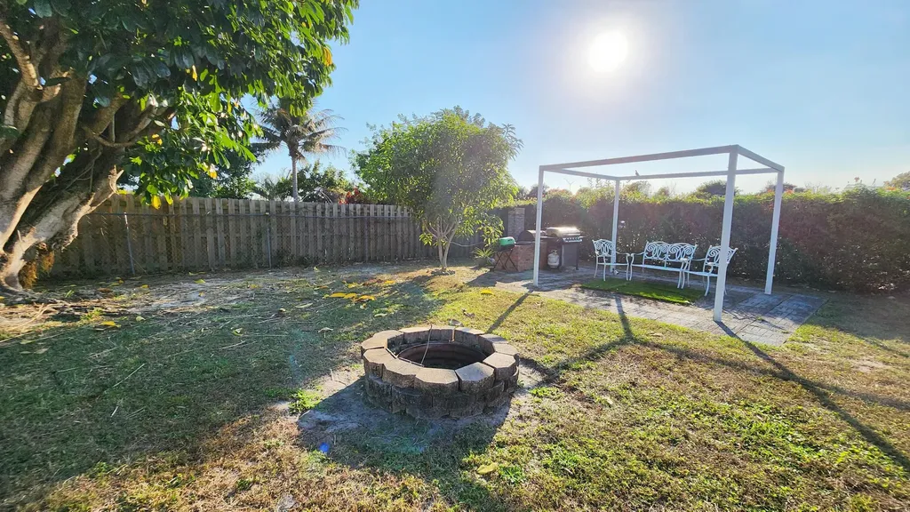 4209 Waverly Drive West Palm Beach FL 33407