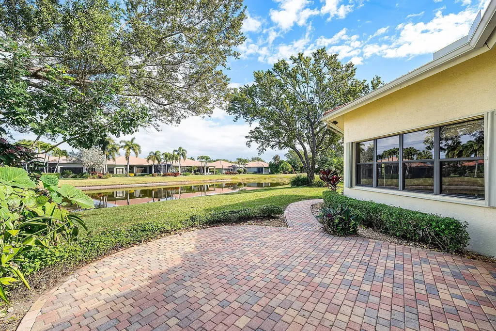 6880 Antinori Lane Boynton Beach FL 33437