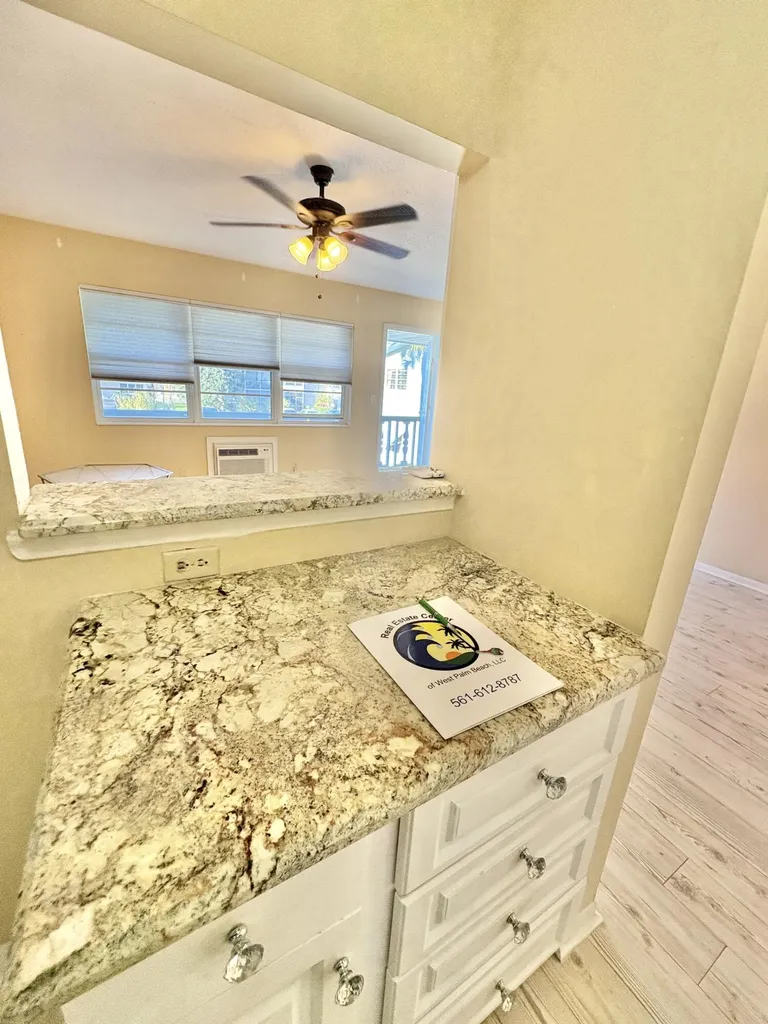 39 Waltham B West Palm Beach FL 33417
