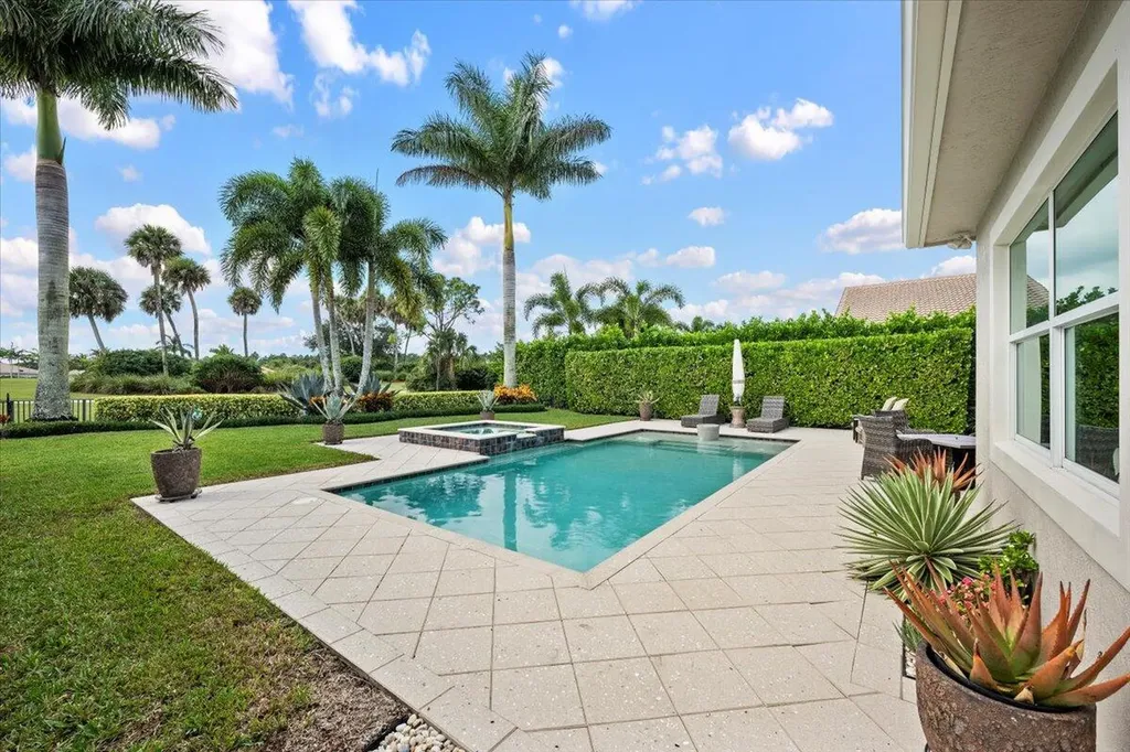 208 Lucia Court Jupiter FL 33478
