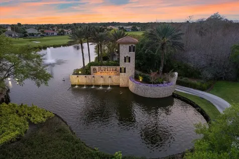 208 Lucia Court Jupiter FL 33478