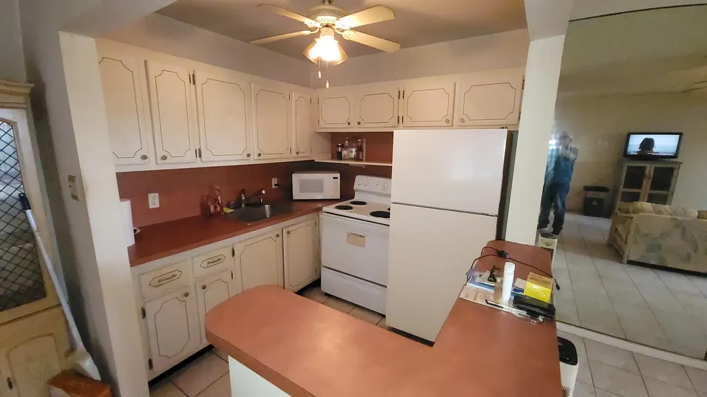 21 Norwich A West Palm Beach FL 33417