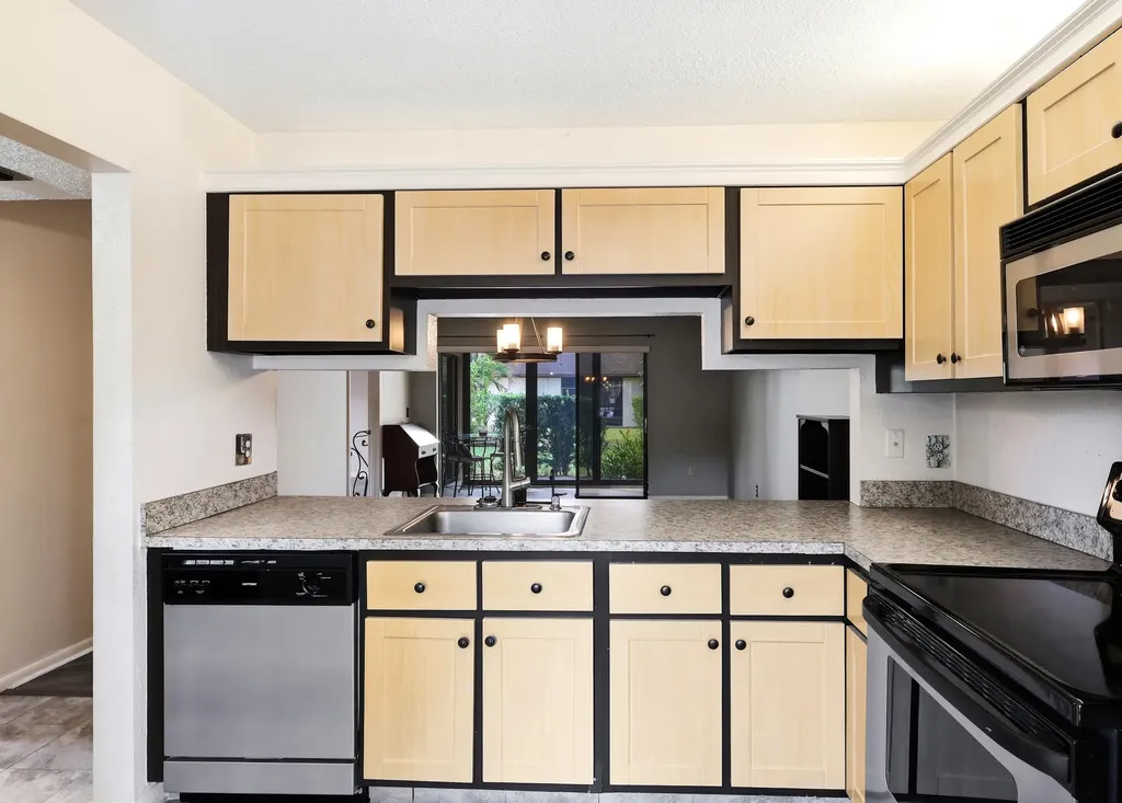 3615 Crab Apple Trail Lake Worth FL 33467