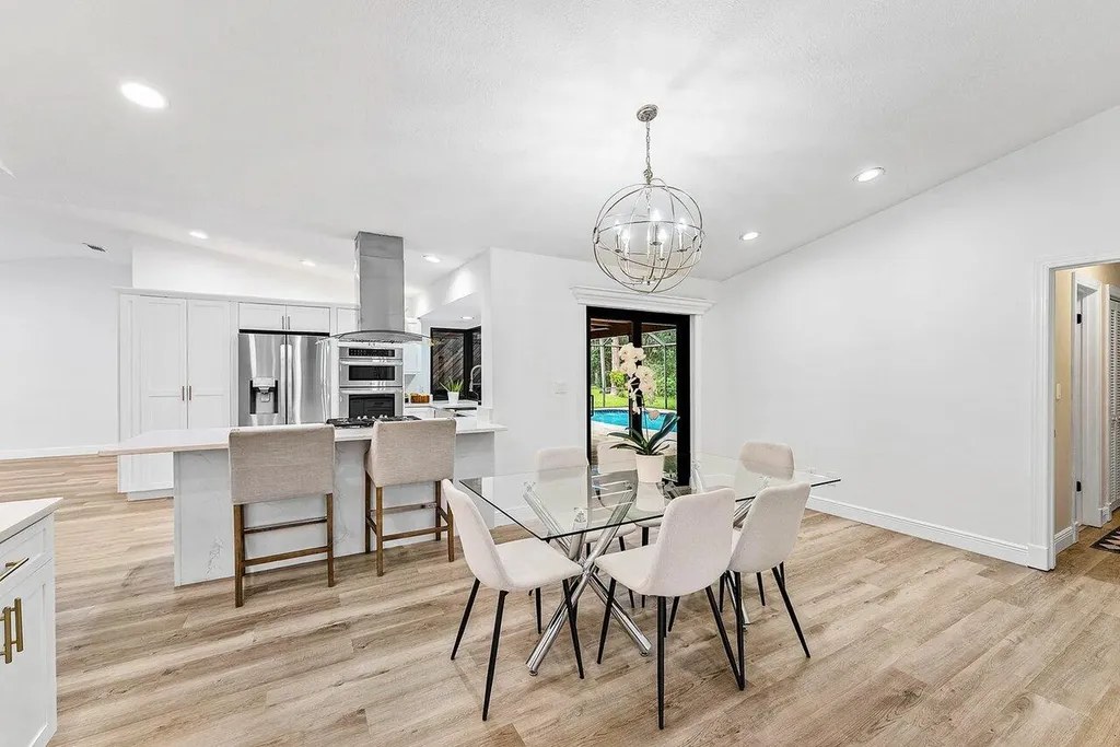 2425 NW 36th Street Boca Raton FL 33431
