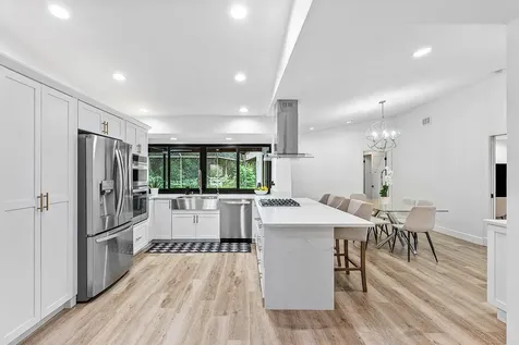 2425 NW 36th Street Boca Raton FL 33431