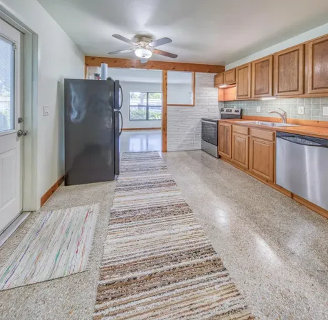 341 Pinewood Street Lantana FL 33462