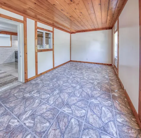 341 Pinewood Street Lantana FL 33462