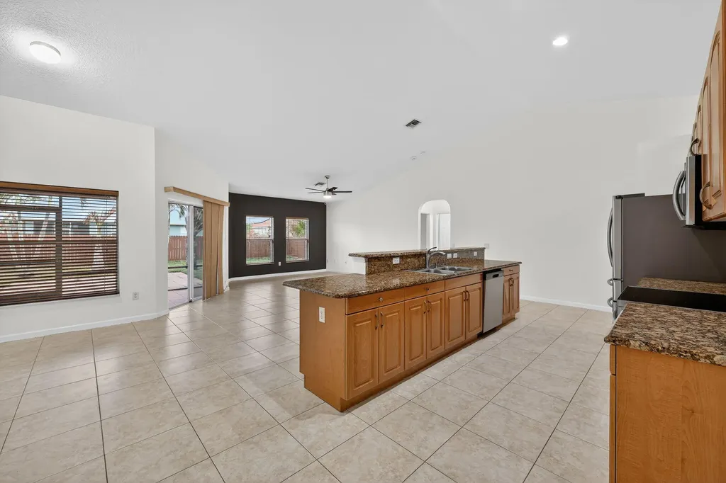 1234 SW Aragon Avenue Port St Lucie FL 34953