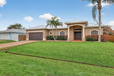 1234 SW Aragon Avenue Port St Lucie FL 34953