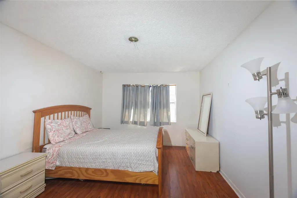 9041 Sunrise Lakes Boulevard Sunrise FL 33322